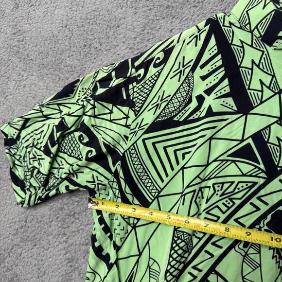 Julep Green Polynesian Print Shirt - Picture 3 of 14